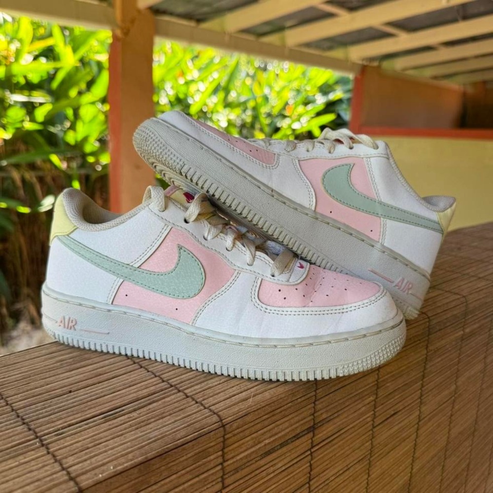 Nike Air Force 1 Low GS Size Girls 6Y Sneakers White Pink Sage Green DR4853-100